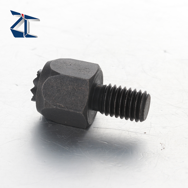 Füße mit gezahntem Ende ZT46