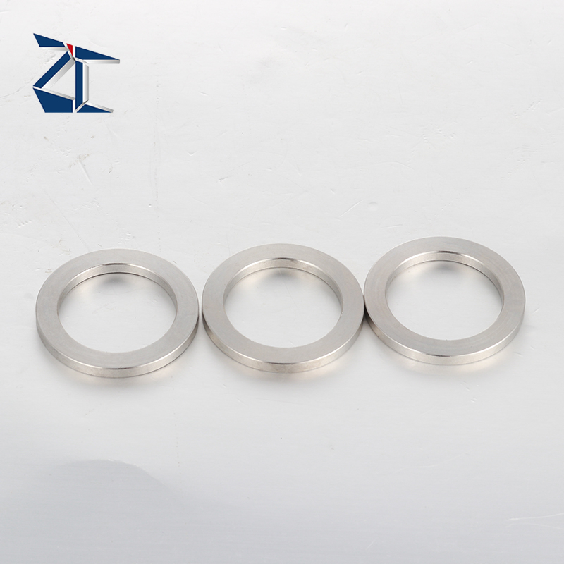 Werkseitig angepasste Sicherungsringe Sicherungsringe Außen- und Innensicherungsring Seegerring Din471 Din472 Stahlsicherungsring 12 mm