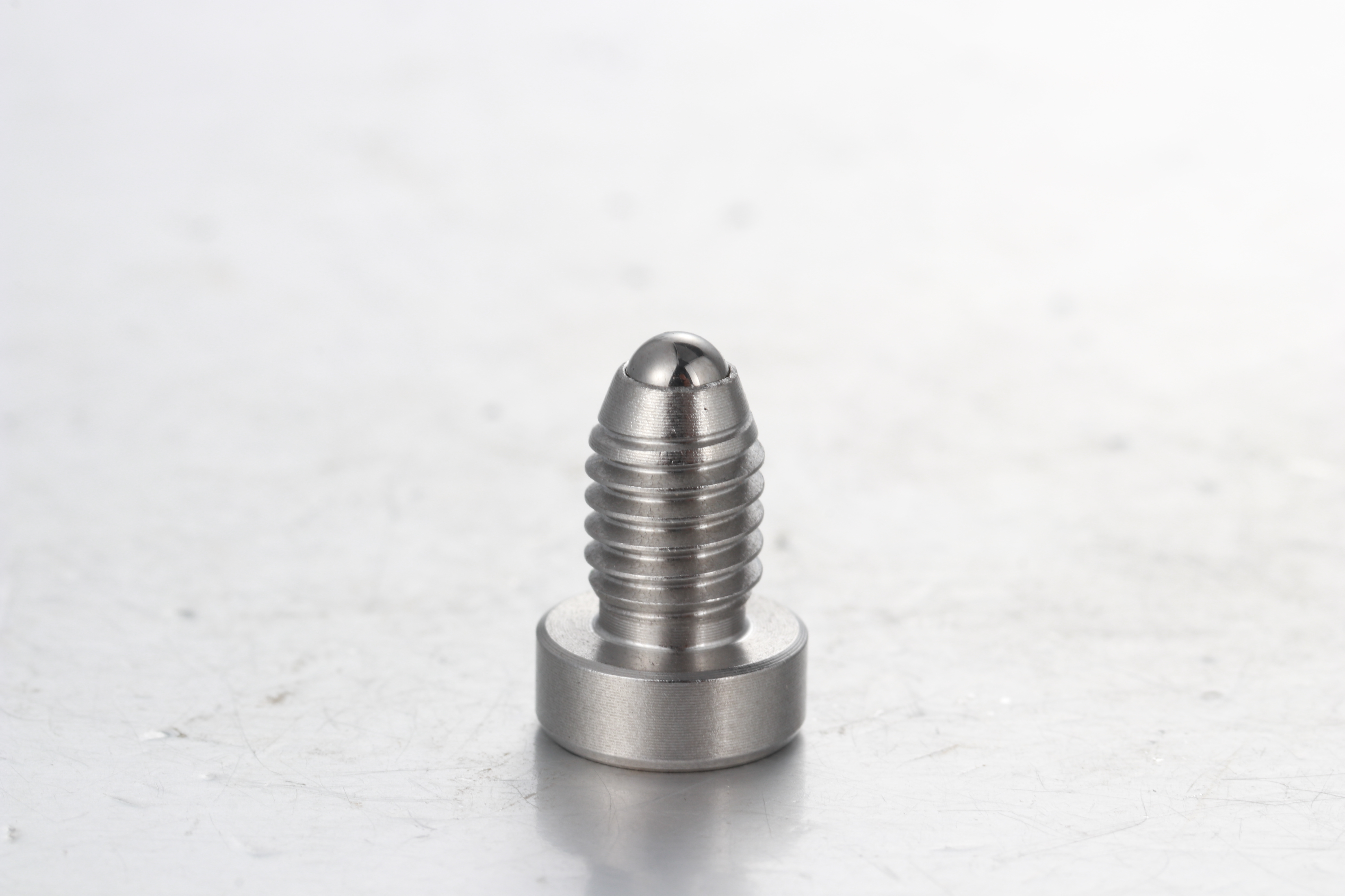 Federnde Druckstücke mit Kugelende und Innensechskantkopf aus Stahl oder Edelstahl BPCT