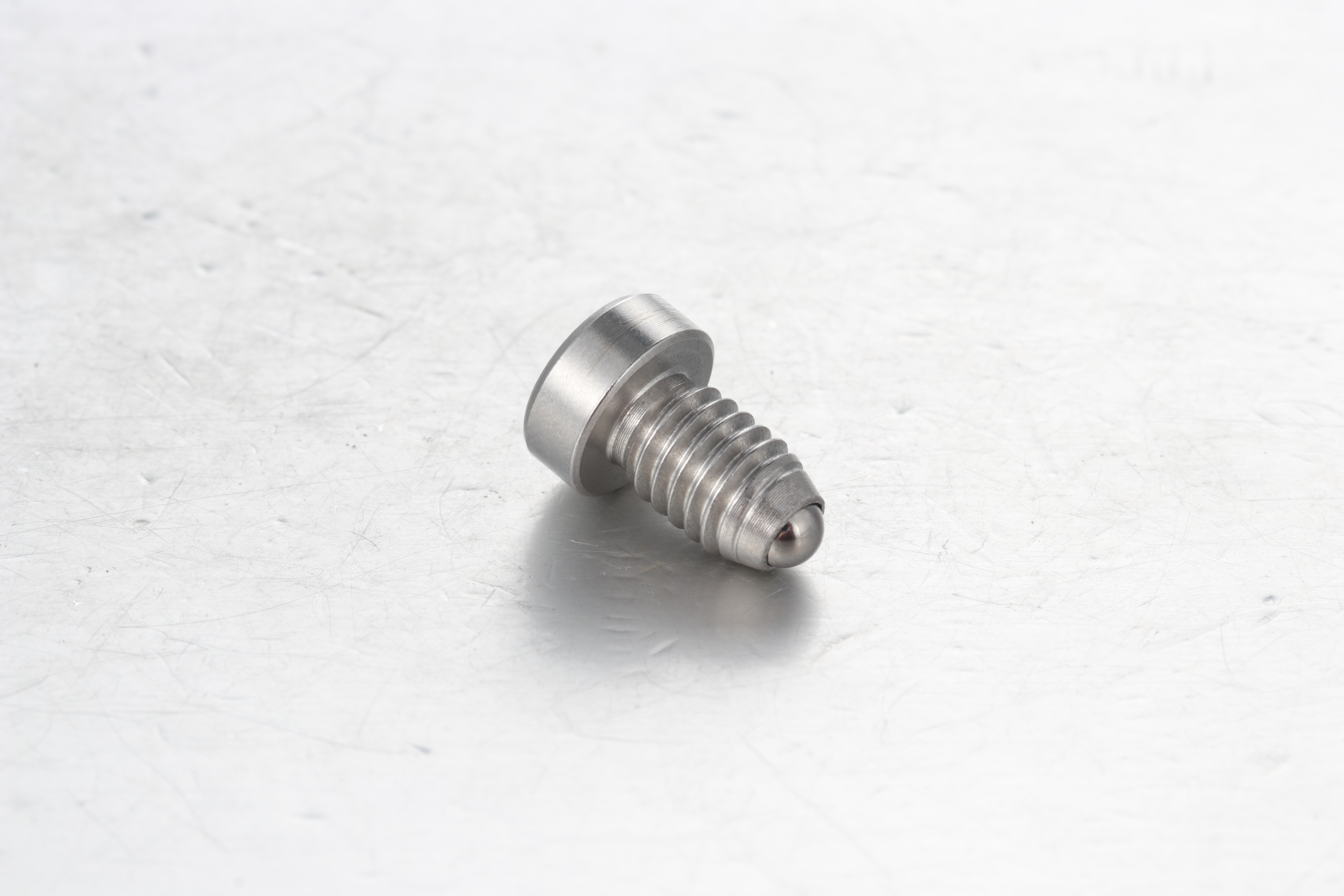 Federnde Druckstücke mit Kugelende und Innensechskantkopf aus Stahl oder Edelstahl BPCT